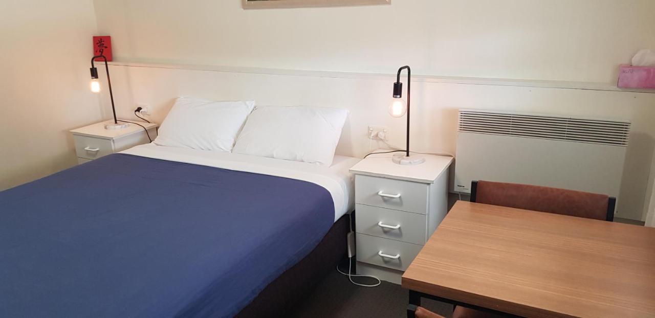 Clunes Motel Zewnętrze zdjęcie