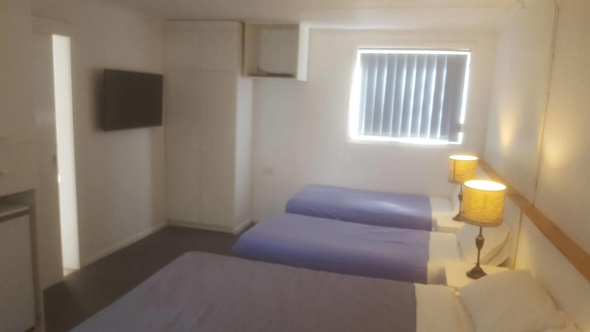 Clunes Motel Zewnętrze zdjęcie